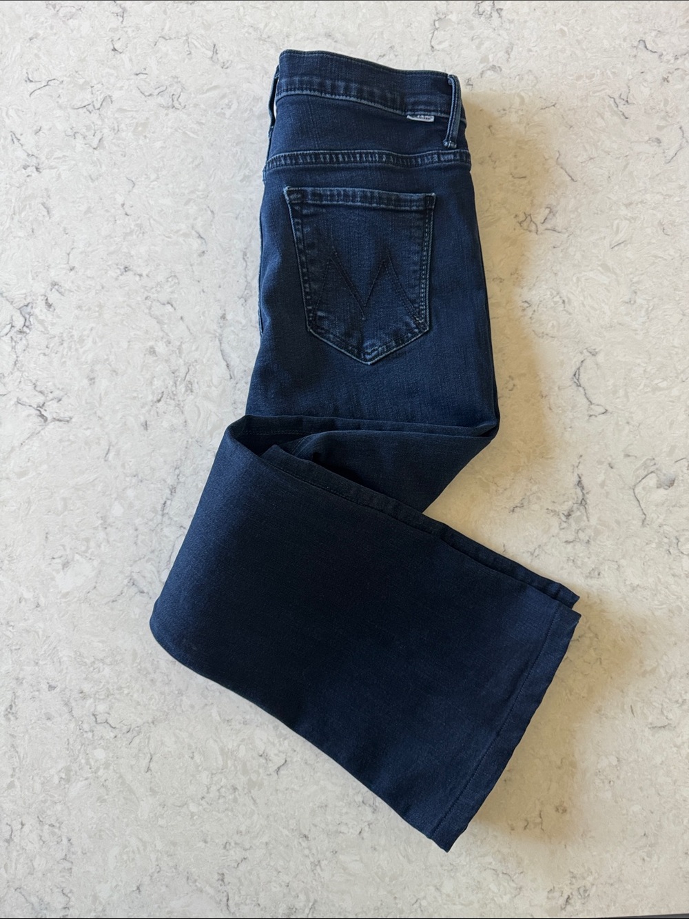 MOTHER Denim The Weekender Fray size 28 ‘Chip On My Shoulder’